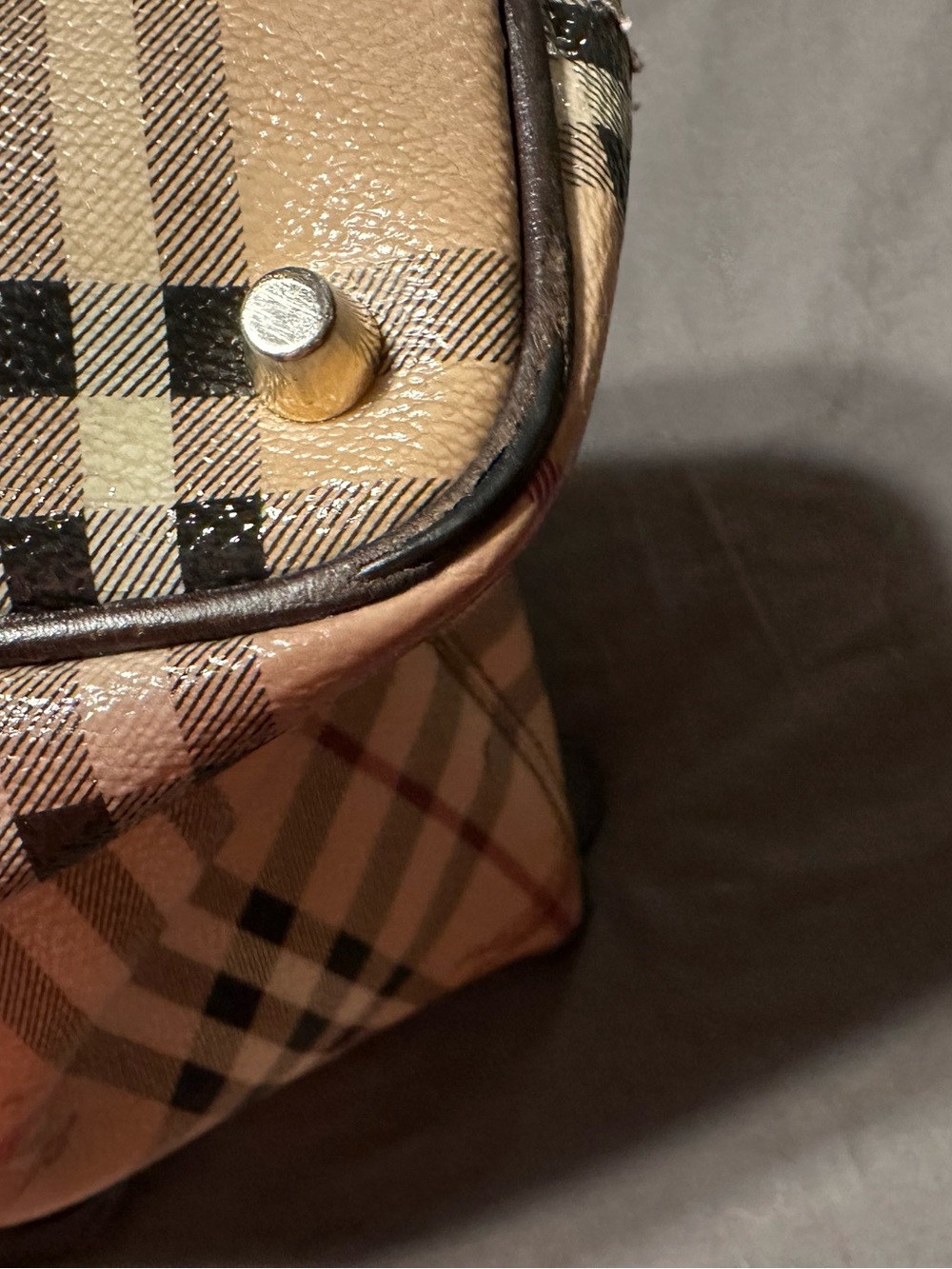 Classic Plaid Tote Bag with Dark Brown Trim - Women - Picture 12 of 12